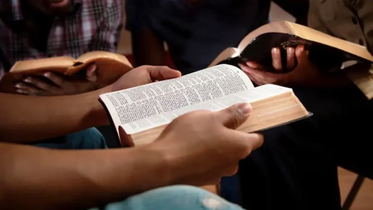 Types of book stitching methods for custom booklet printing in Chennai